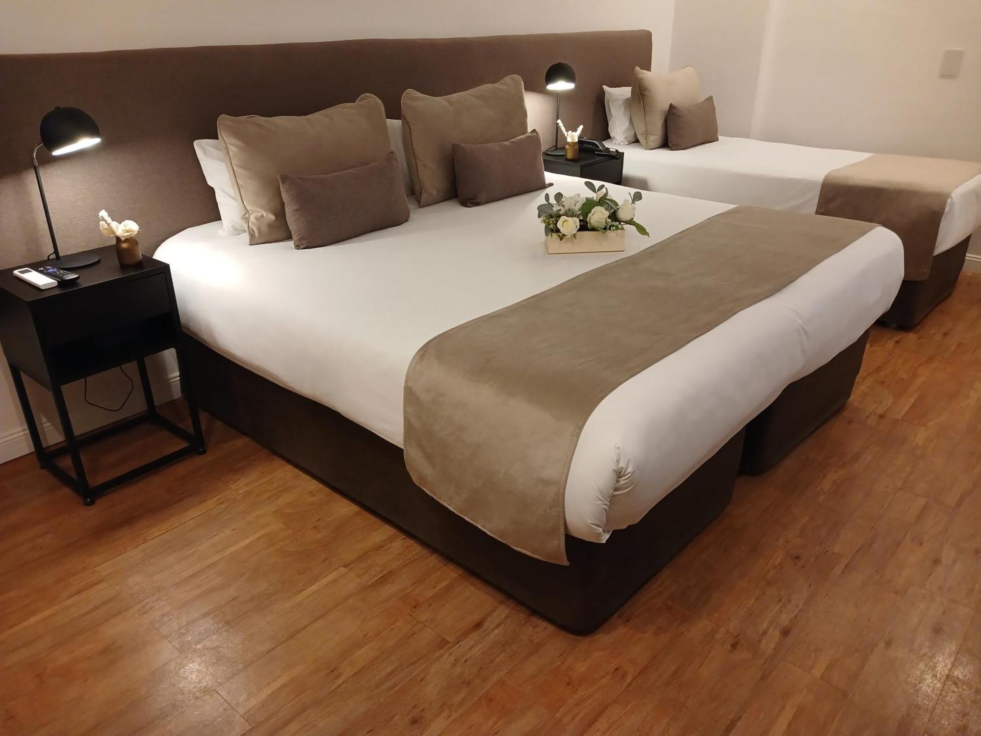วอลดอร์ฟ โฮเต็ล บัวโนสไอเรส Hotel ภายนอก รูปภาพ